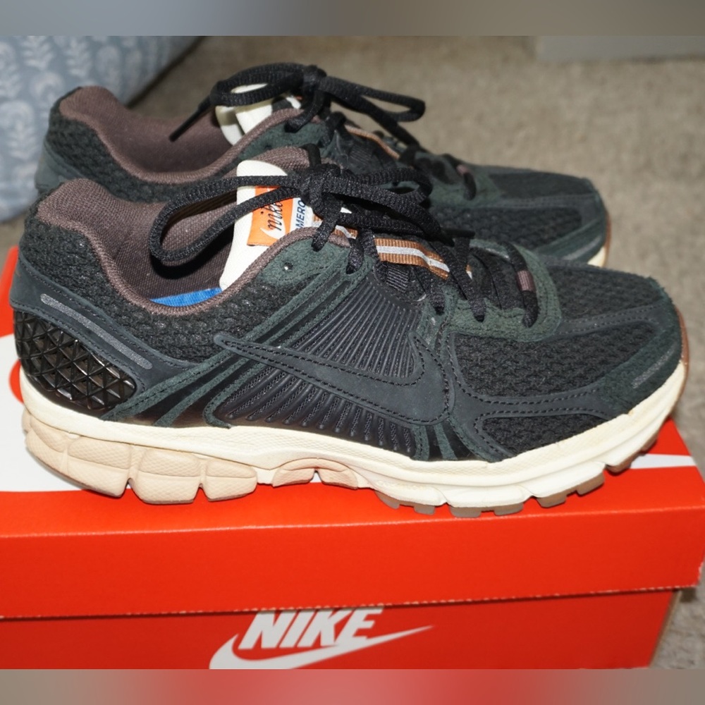 Women’s Nike zoom vomero size 7